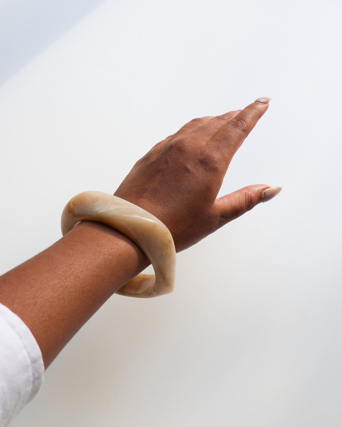 Clara Bangle - Milky Swirl