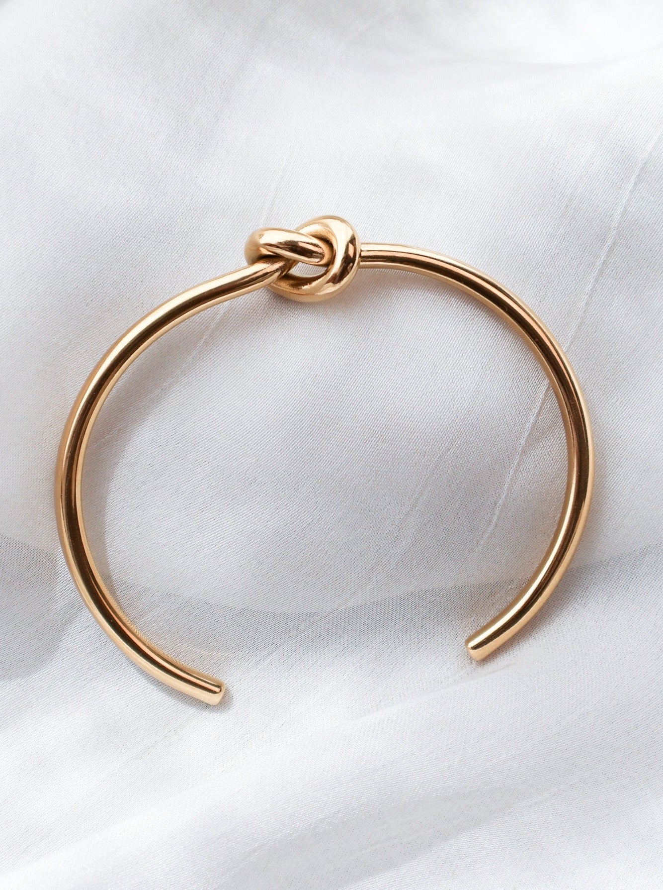 Everlin Knot Bangle