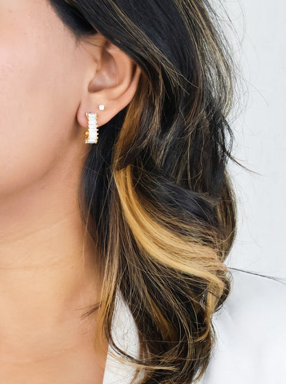 Fey White Stone Earrings