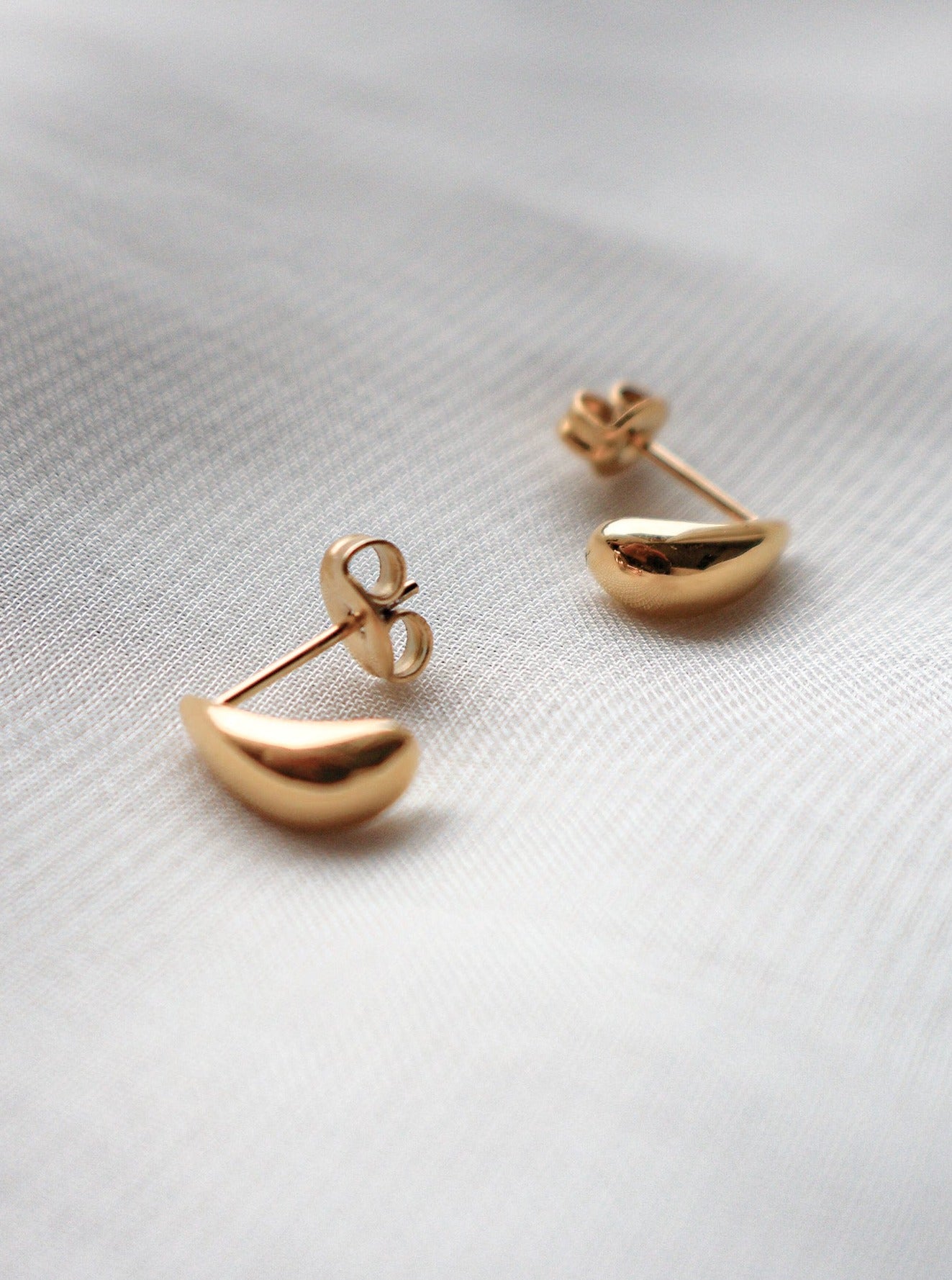 Lara Water Drop Stud Earring