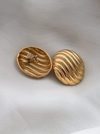 Kai Oval Studs | Gold