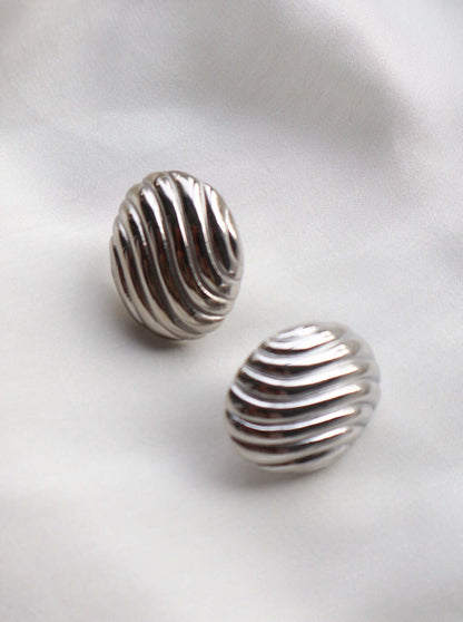 Kai Oval Studs | Silver