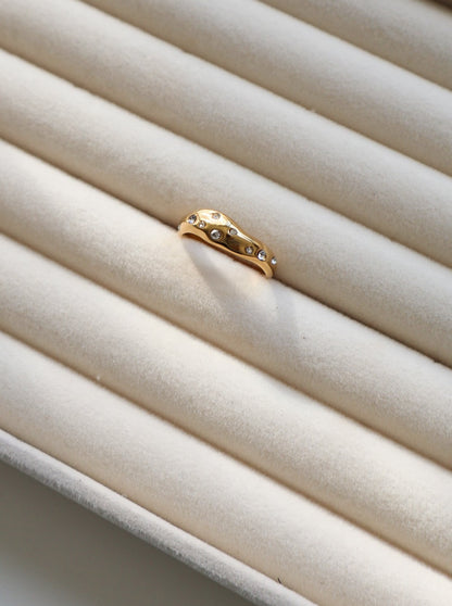 Naomi Gold Ring