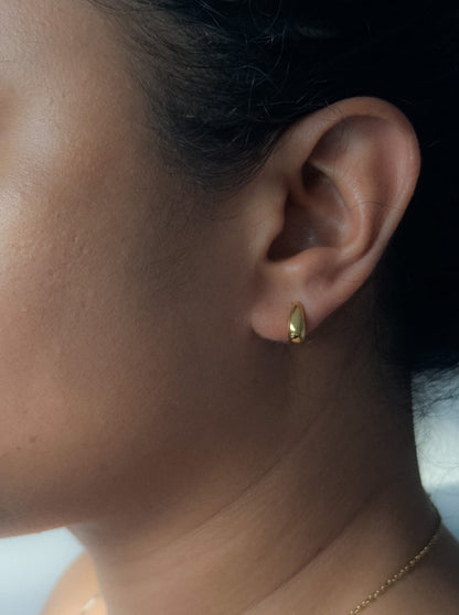 Lara Water Drop Stud Earring