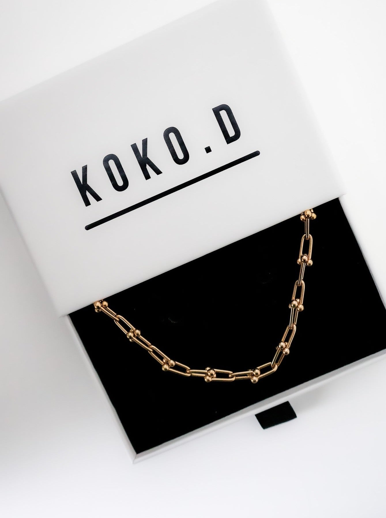 U Link Necklace